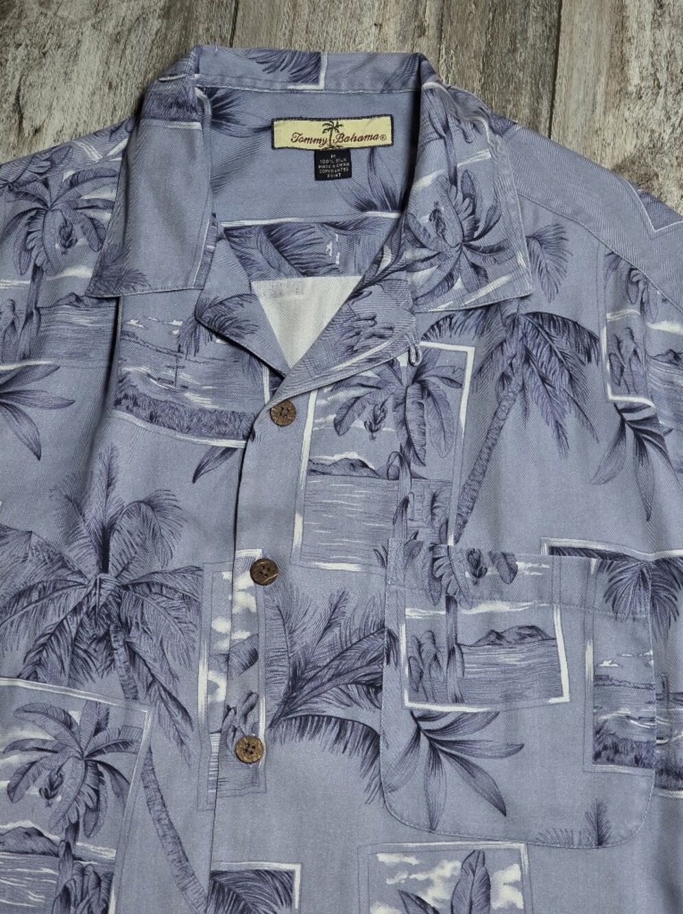 Tommy Bahama Vintage Mens 100% Silk Tropical AOP Camp SS Button-down Shirt Sz Md